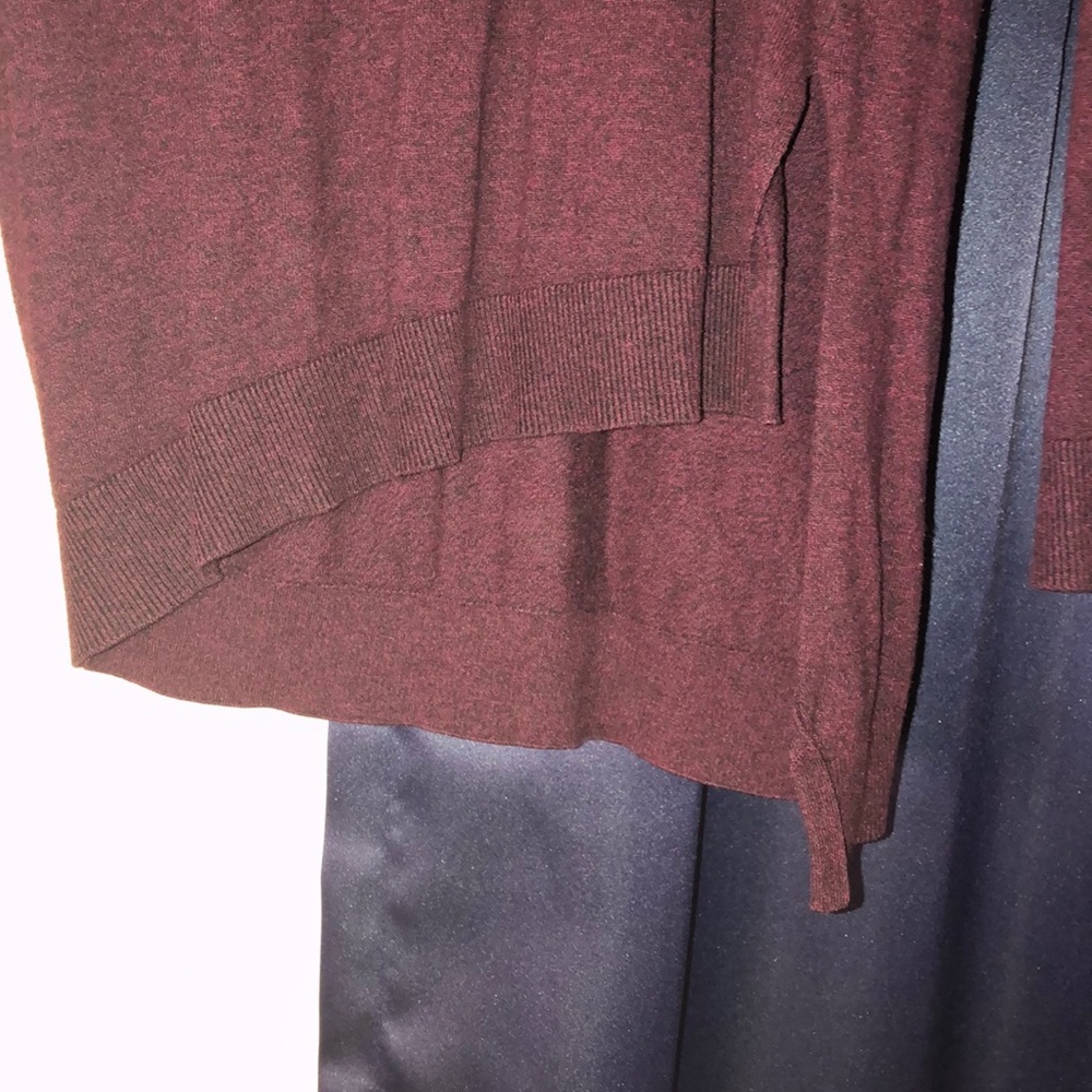 Express Sweater - Picture 2 of 5